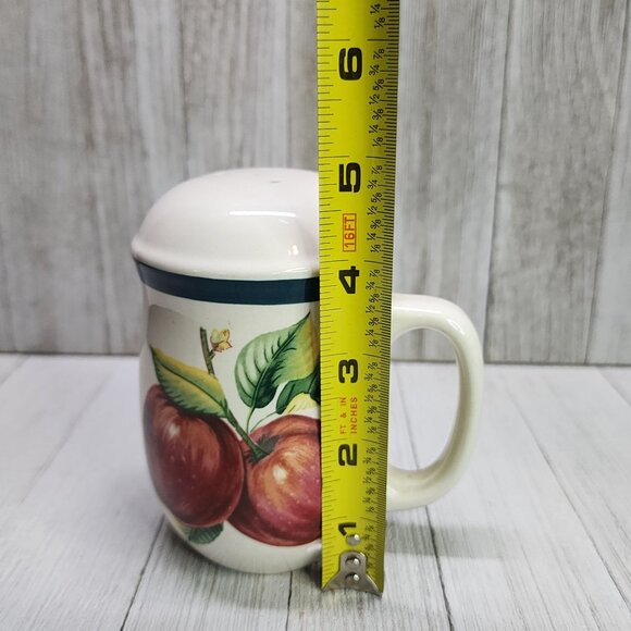Casuals by China Pearl Single Shaker Red Apple Design with Handle 5'' Tall - Picture 5 of 6